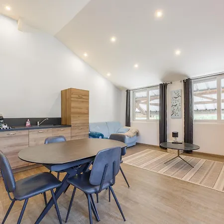De La Seine Apartment